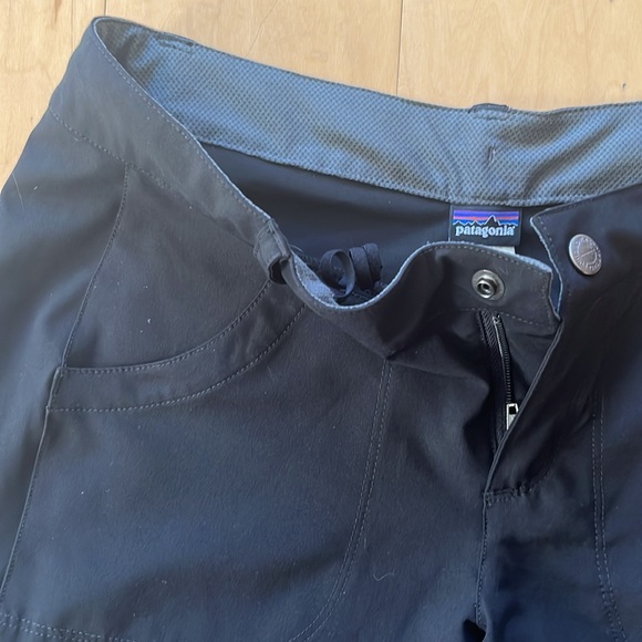 Patagonia pants - Picture 2 of 2